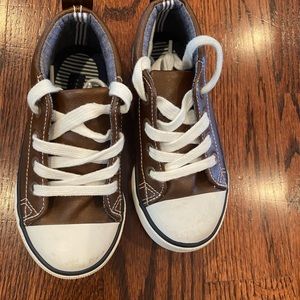 Toddler boy sneakers Size 10